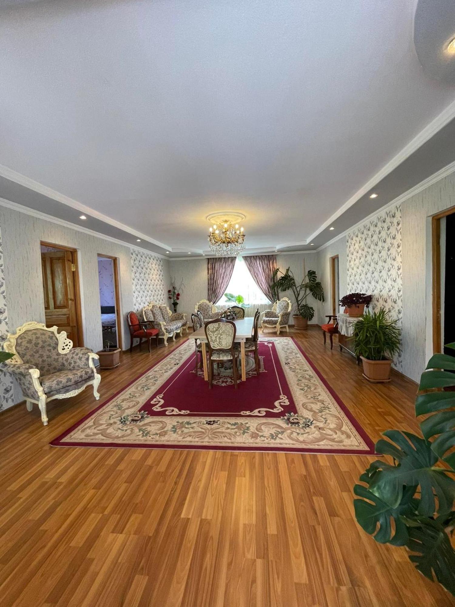 Irina Hotel Ckaltubo Kültér fotó
