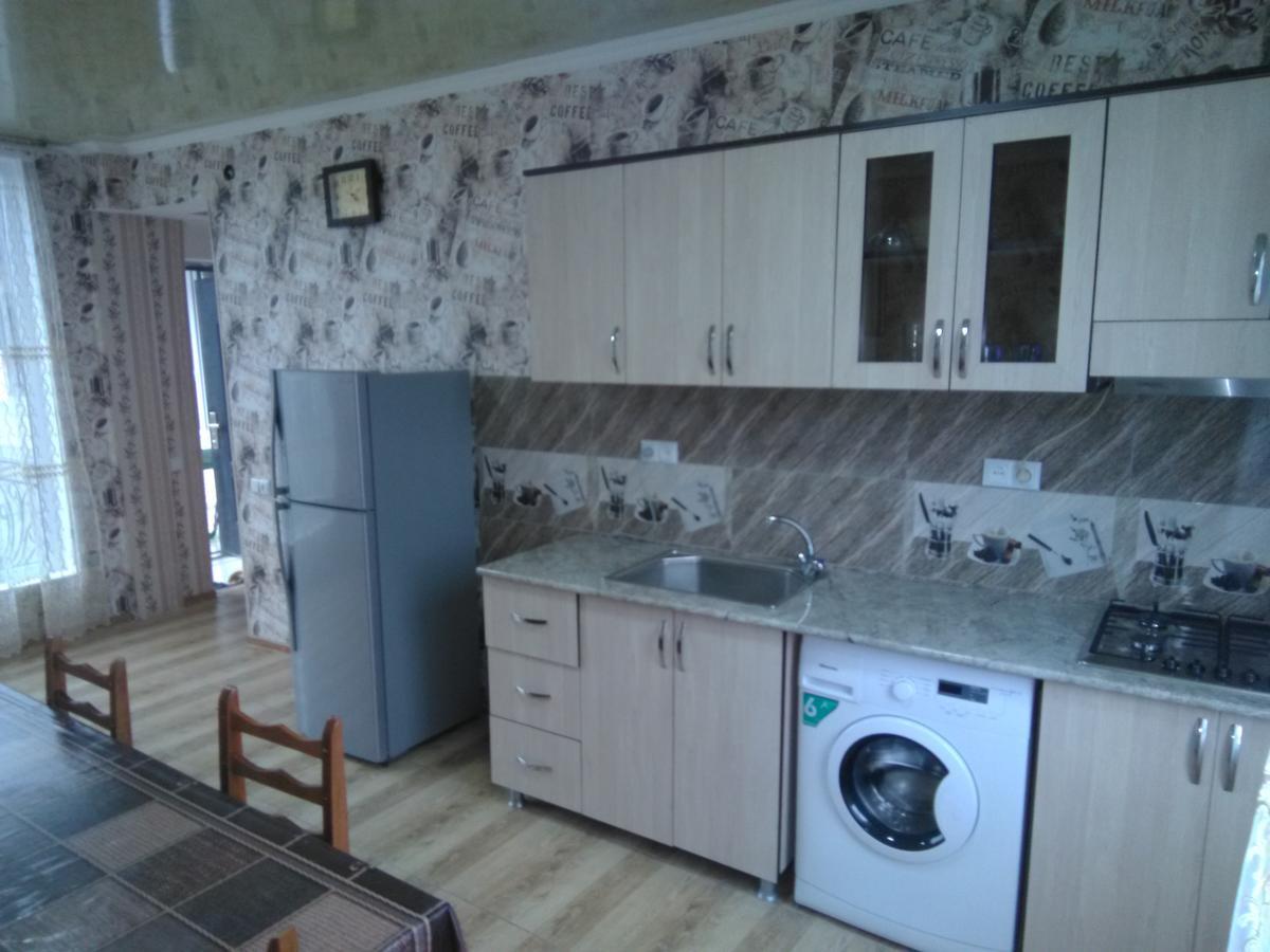 Irina Hotel Ckaltubo Kültér fotó