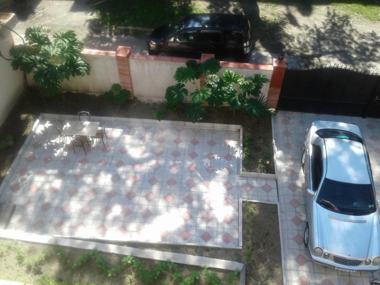 Irina Hotel Ckaltubo Kültér fotó